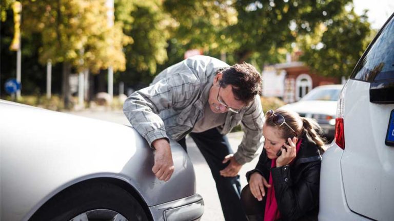 What to Do When Damaging Rental Cars Occurs