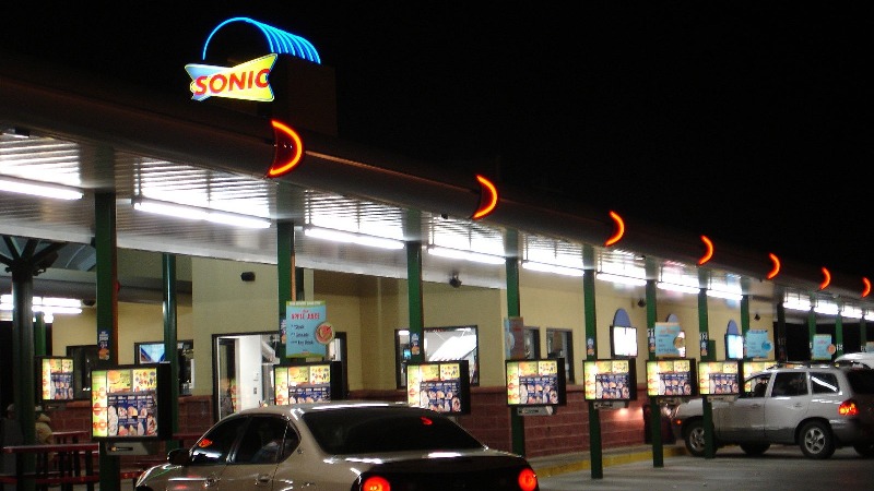 Does Sonic Take Apple Pay?