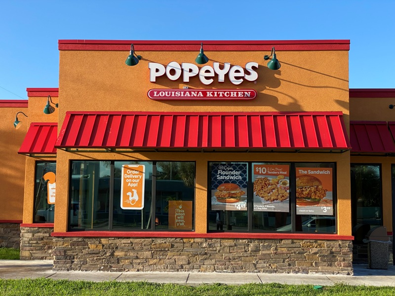 Does Popeyes Take Apple Pay? Yes